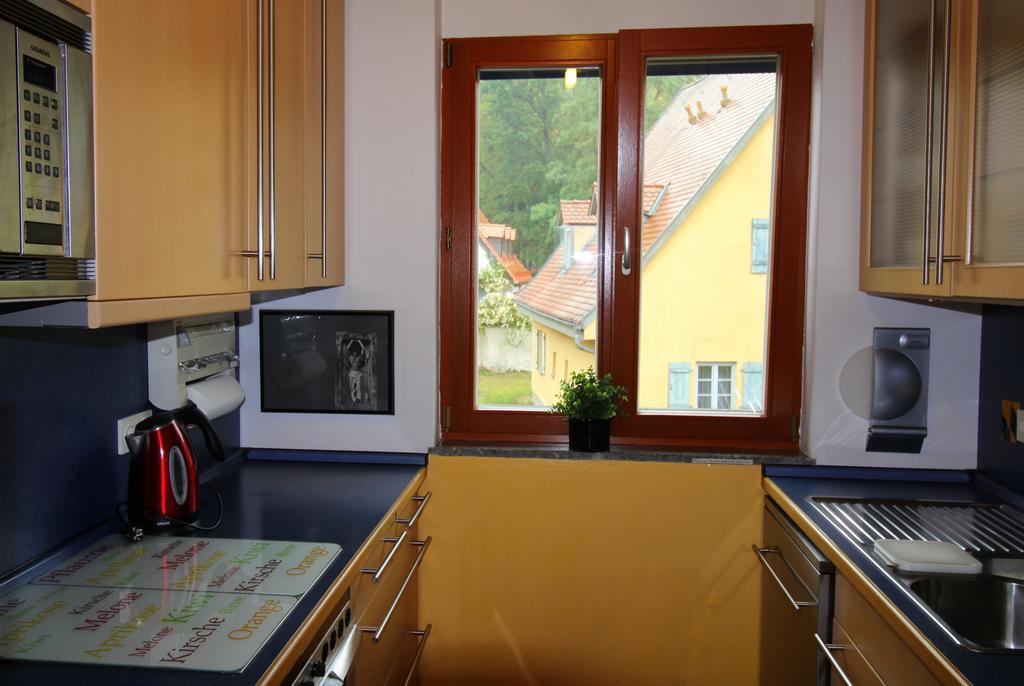 Studio A Am Burgberg แอร์ลังเงิน ภายนอก รูปภาพ